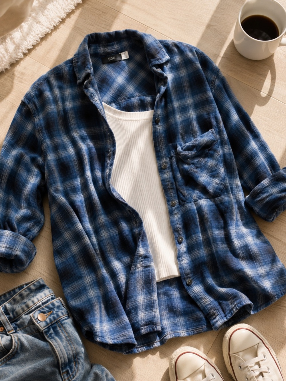 BDG Urban Outfitters Blue Plaid Oversized Flannel Shirt Size Medium
